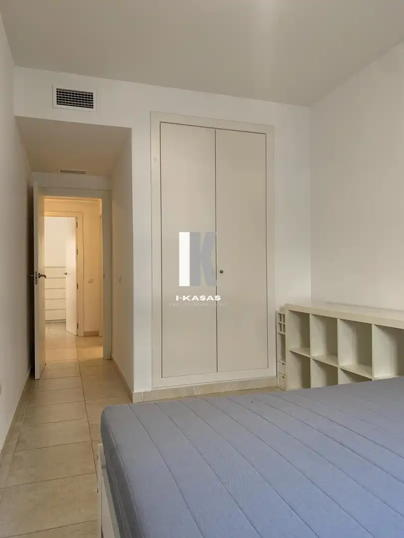 Bedroom of Flat for sale in El Puerto de Santa María  with Air Conditioner, Terrace and Storage room