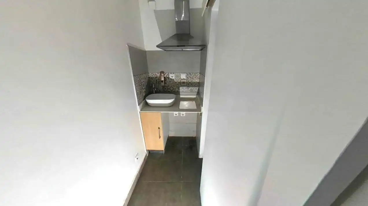 Küche von Erdgeschoss zum Verkauf in Barcelona