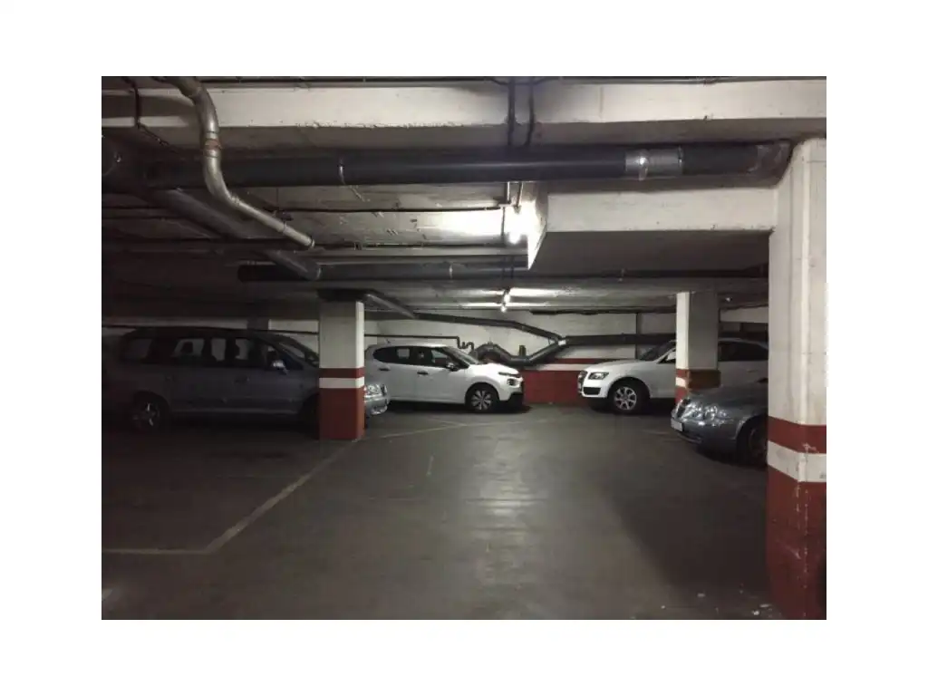 Aparcament de Garatge en venda en Barcelona