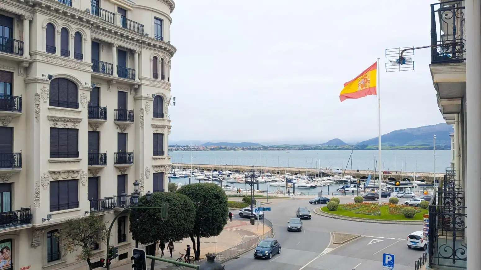 Vista exterior de Pis de lloguer en Santander amb Calefacció, Parquet i Moblat