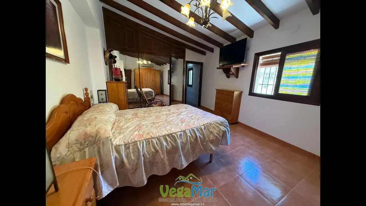Habitación de Casa o chalet en venta en Almuñécar con Aire acondicionado, Jardín privado y Terraza