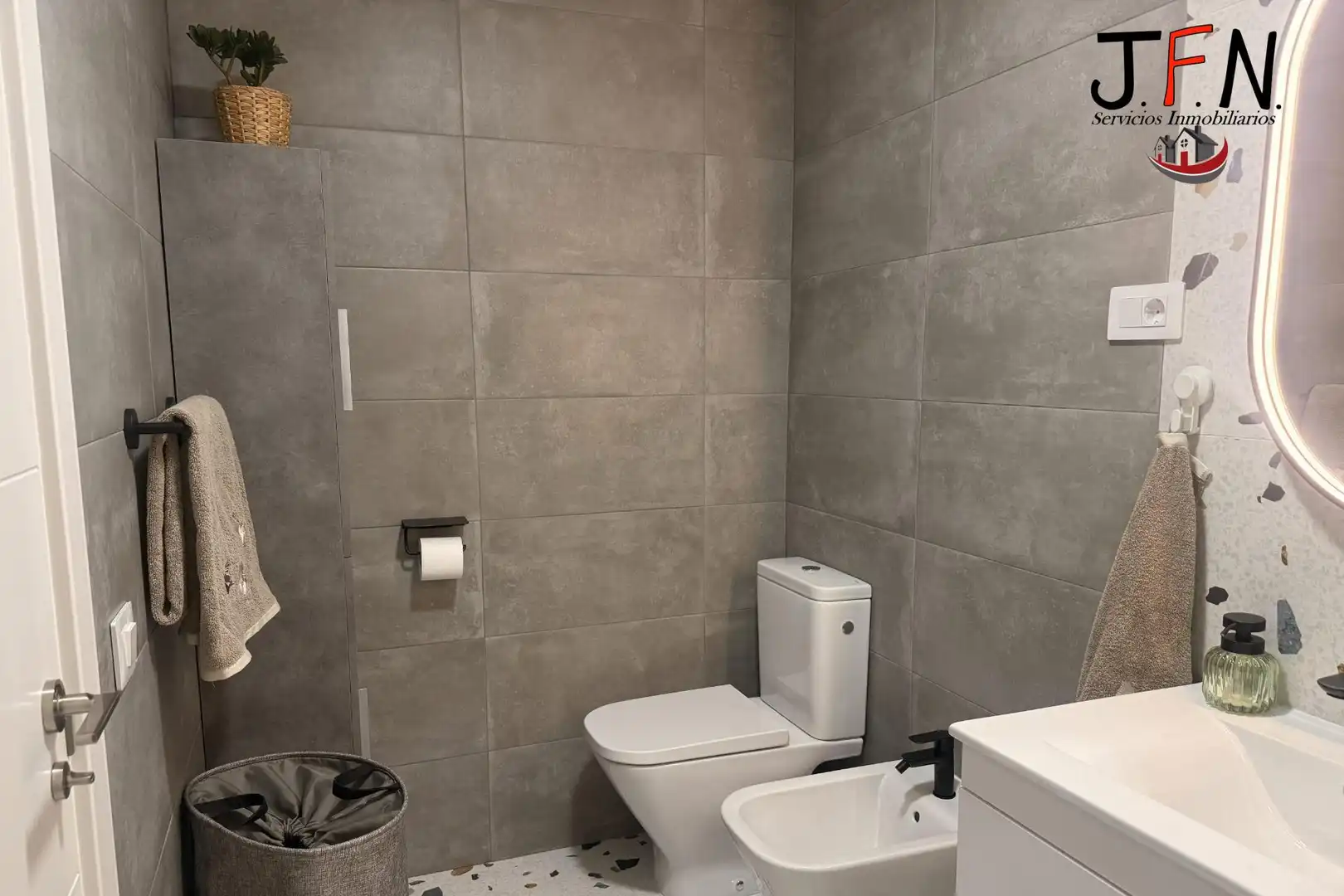 Bathroom of Ground floor for rent in Antigua  with Furnished, Alarm and Community pool