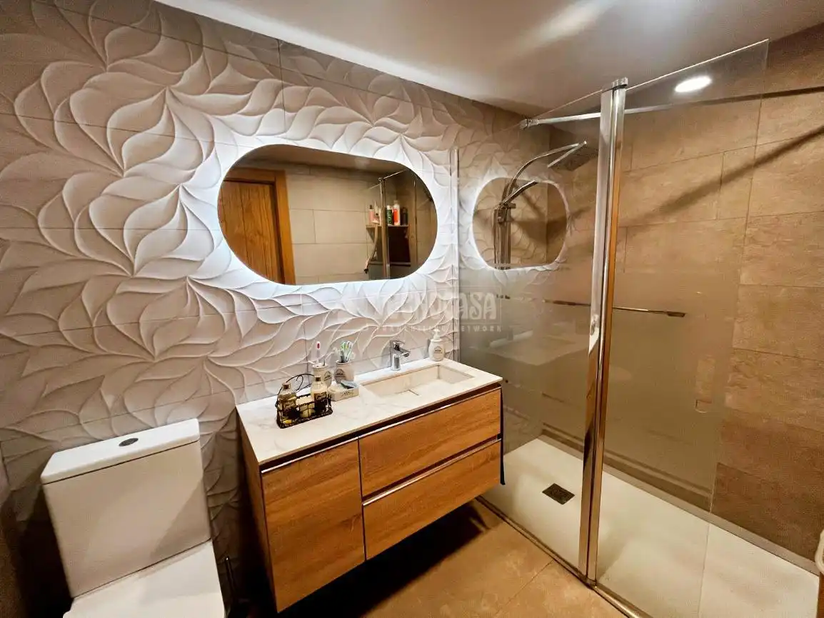 Baño de Casa adosada en venta en Sobradiel con Calefacción y Jardín privado