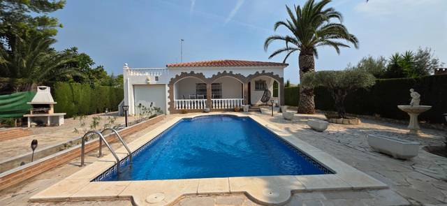 Casa-chalet en Venta en Calafat