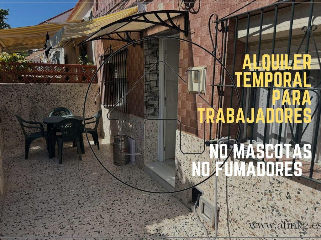House or chalet to rent in Camarada García Ramos, Nuevo Parque - Los Rosales - Tráfico Pesado