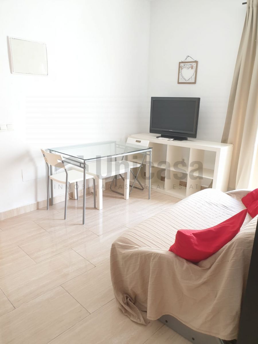 Habitación de Estudio de alquiler en Málaga Capital con Terraza