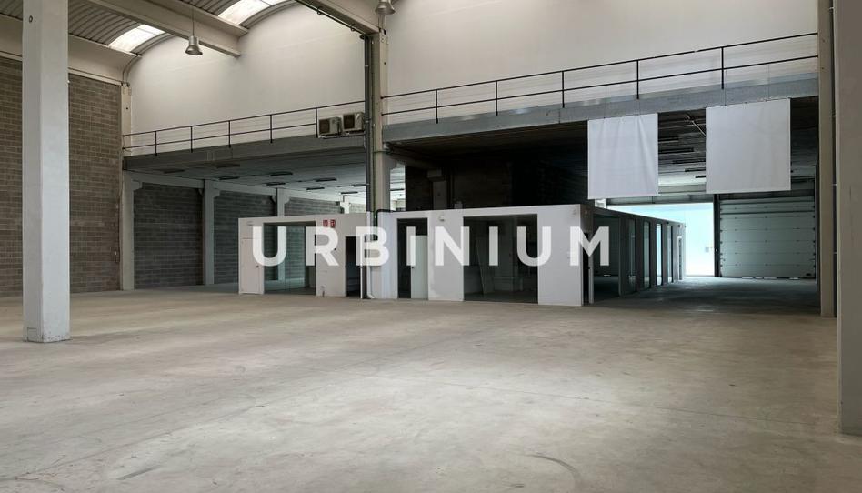 Foto 1 de Edifici en venda a Carrer de la Indústria, Mas Xirgu, Girona