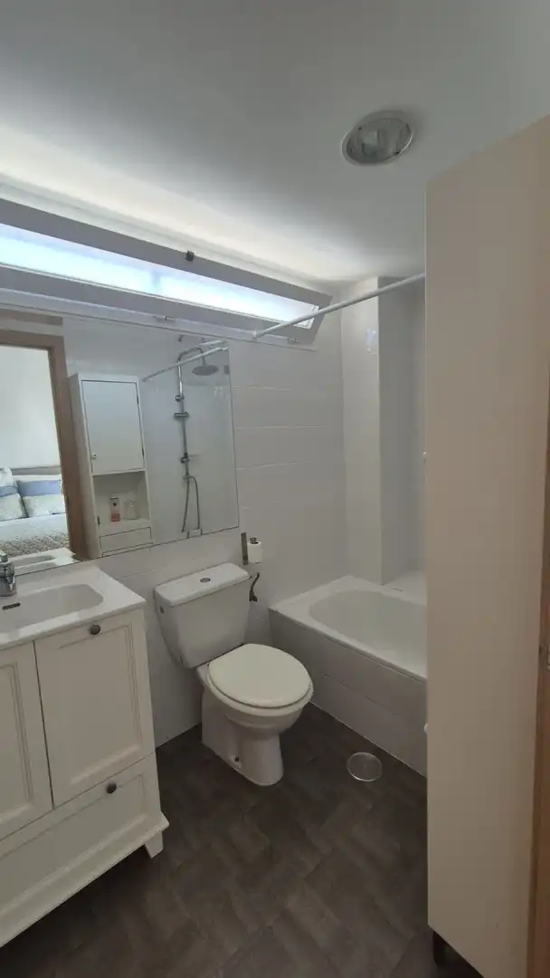 Baño de Piso en venta en Badajoz con Aire acondicionado