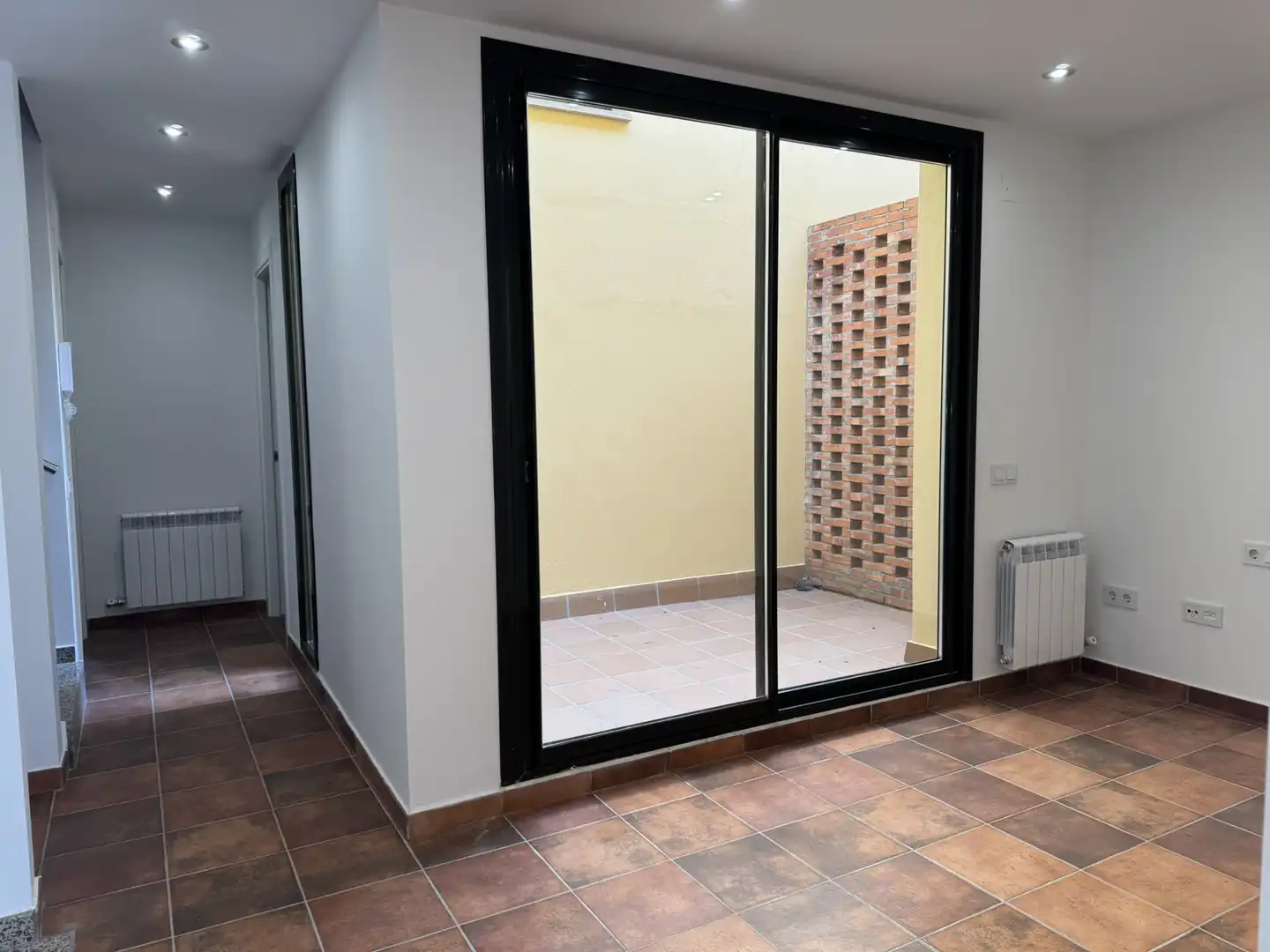 Casa adosada en venta en Torrefeta i Florejacs con Calefacción, Terraza y Horno