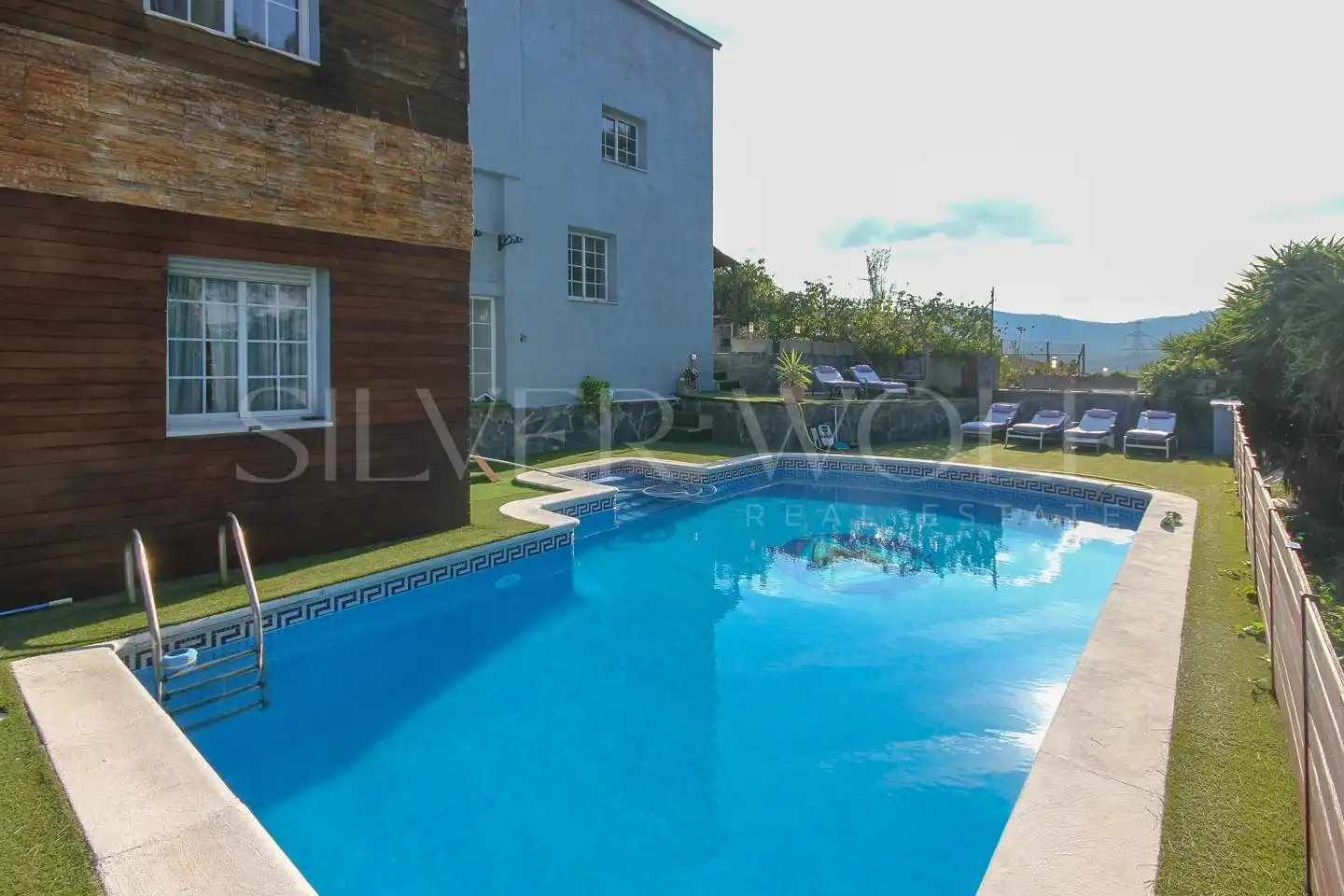 Piscina de Casa o chalet en venta en Cervelló con Aire acondicionado, Calefacción y Jardín privado