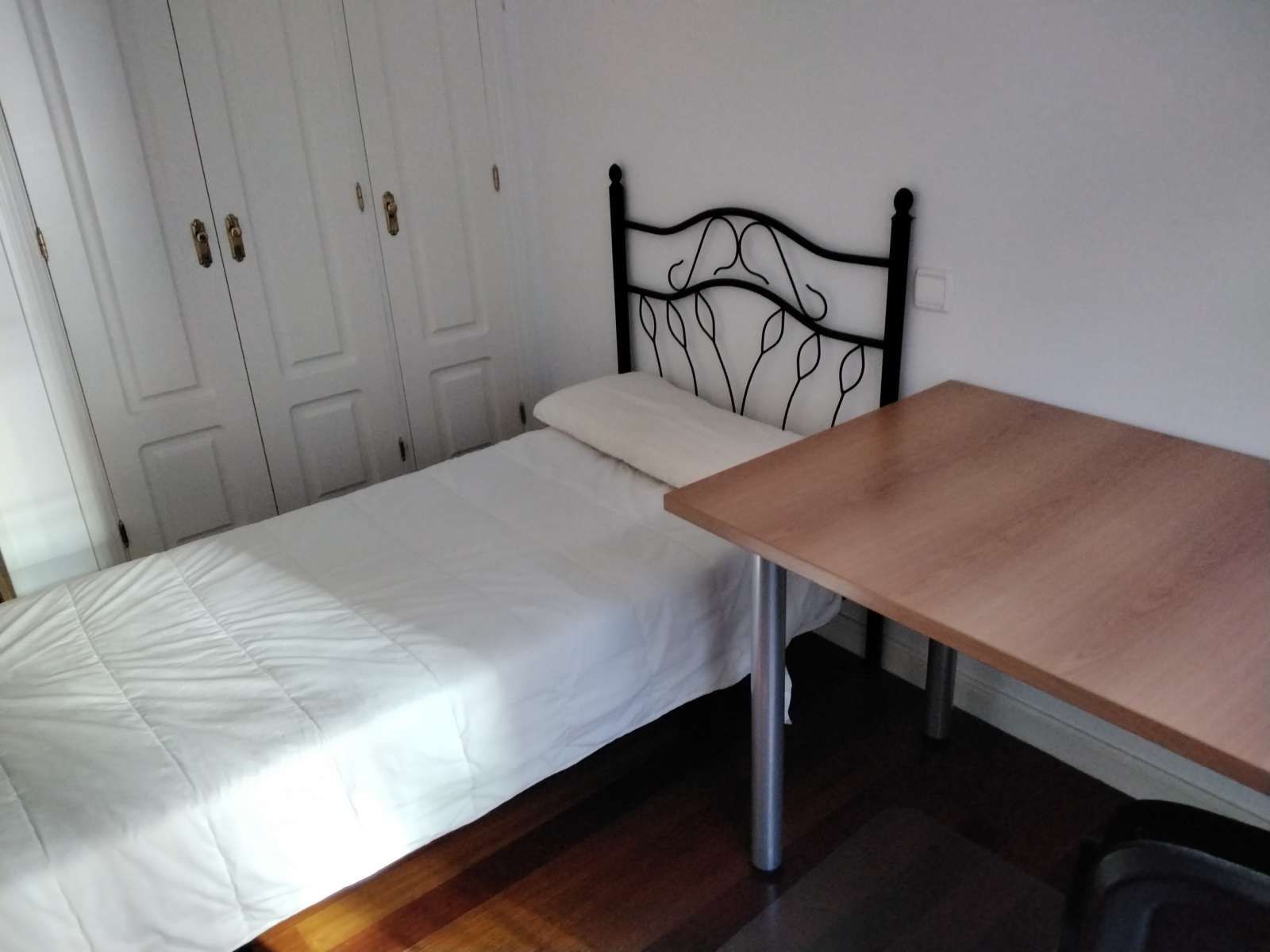 Flat to share in Casco Antiguo