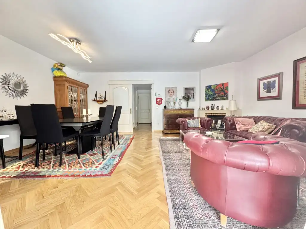 Sala d'estar de Casa adosada en venda en Club de Campo
