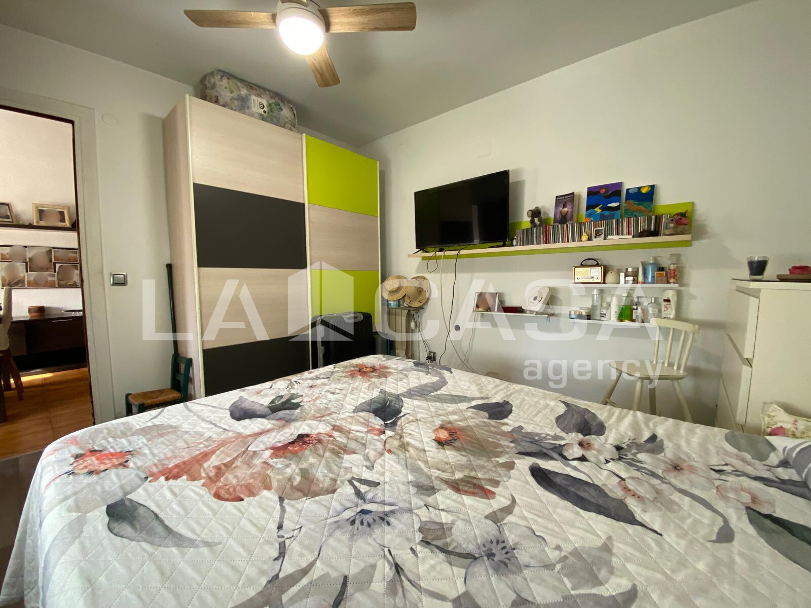Bedroom of Flat for sale in Santa Coloma de Gramenet  with Balcony