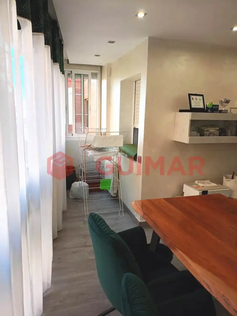 Terrassa de Pis en venda en Barcelona amb Aire condicionat, Jardí privat i Parquet