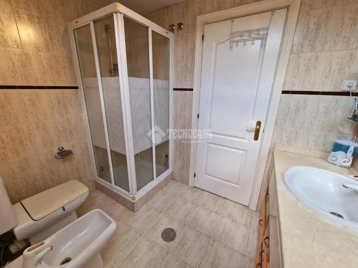 Bany de Pis en venda en Alcorcón amb Aire condicionat, Calefacció i Parquet
