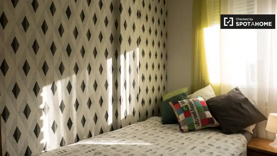 Bedroom of Flat for rent in Alcalá de Henares  with Air Conditioner, Heating and Furnished