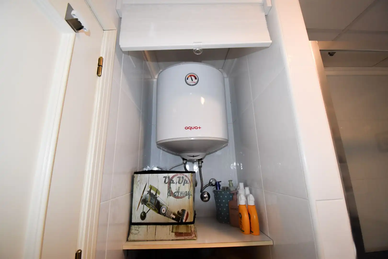 Baño de Apartamento de alquiler en Santa Pola con Aire acondicionado, Calefacción y Terraza