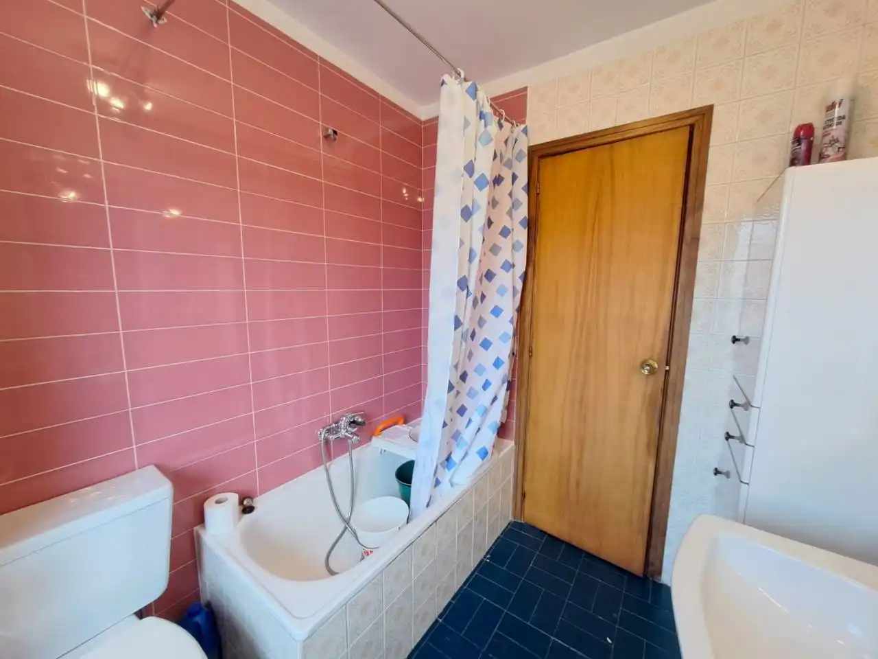 Badezimmer von Wohnung zum Verkauf in Burgos mit Heizung und Terrasse