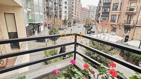 SE VENDE PISO EN PEATONAL JUNTO A GRAN VIA Y LAUREL