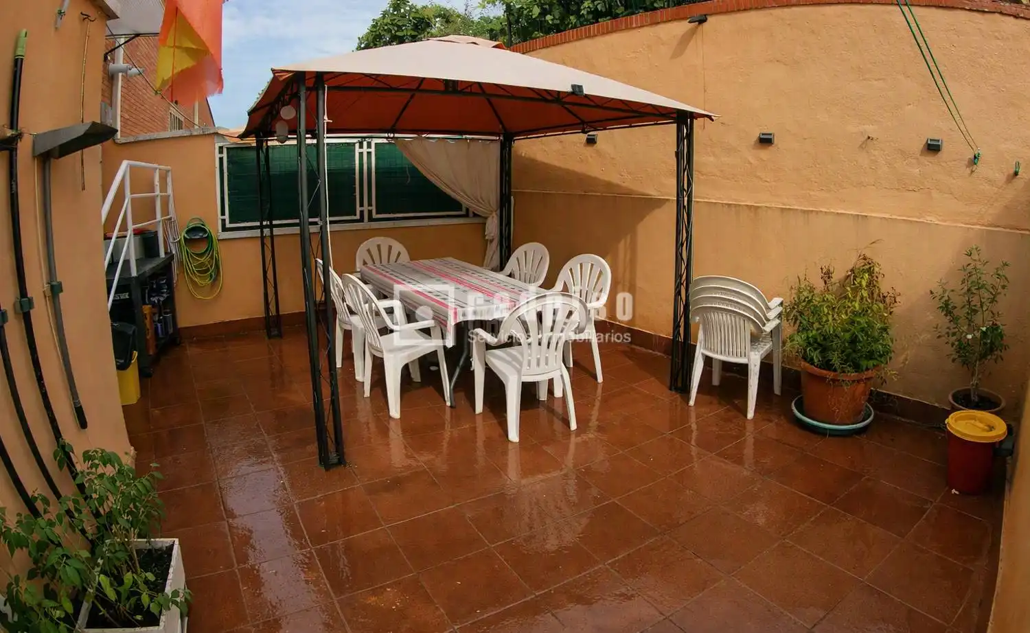 Chalet con jardín en venta en Purificación Bezos