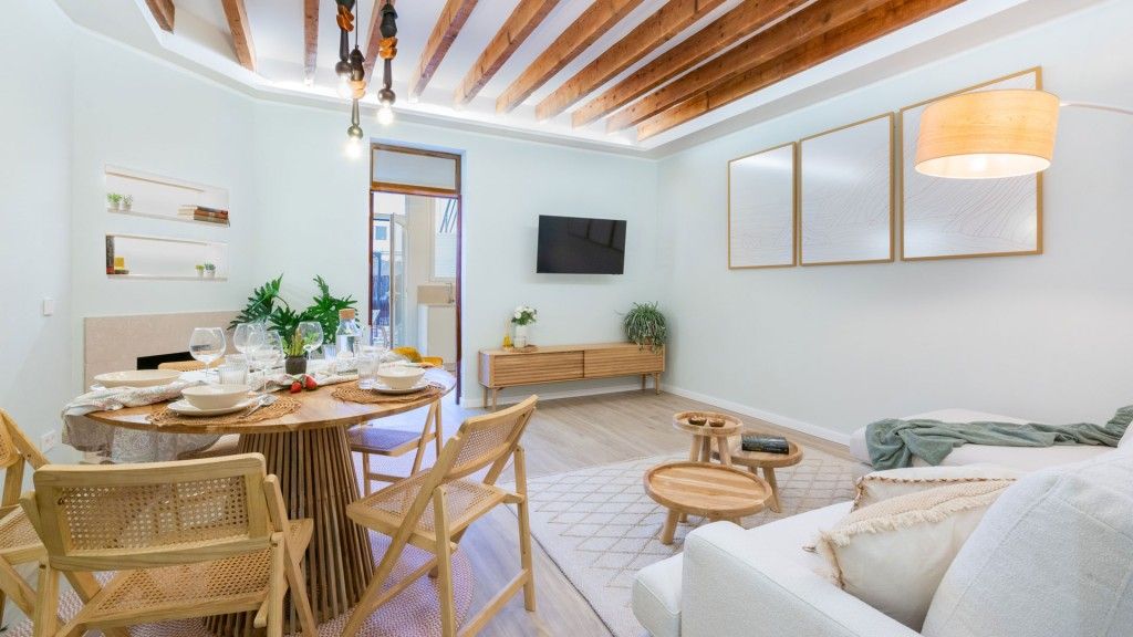 Sala d'estar de Apartament de lloguer en  Palma de Mallorca amb Aire condicionat, Terrassa i Moblat