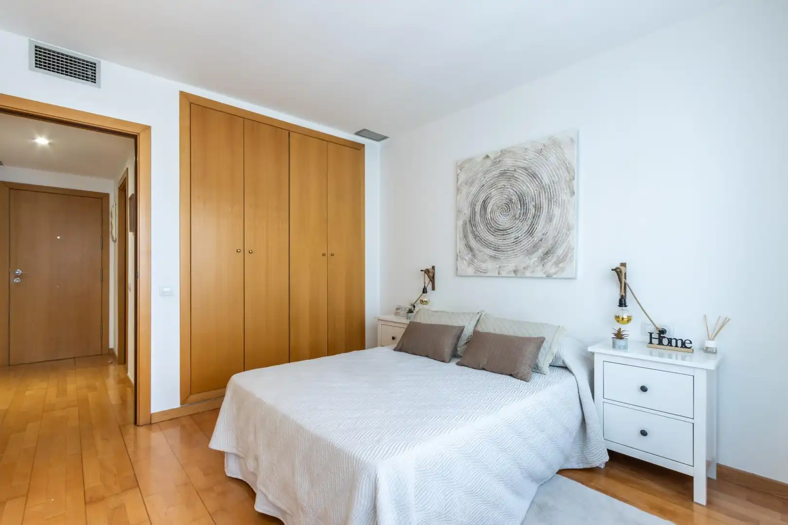 Habitación de Piso en venta en Sabadell con Aire acondicionado, Calefacción y Parquet