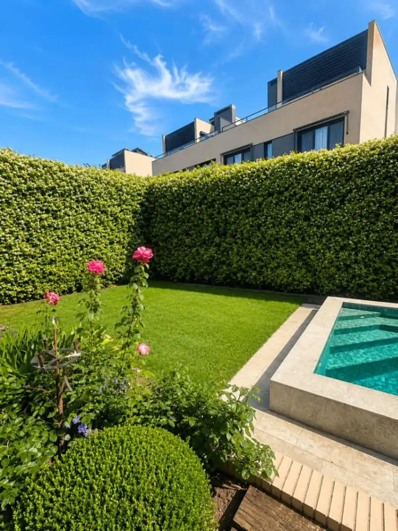 Jardín de Casa o chalet en venta en Madrid con Aire acondicionado, Calefacción y Trastero