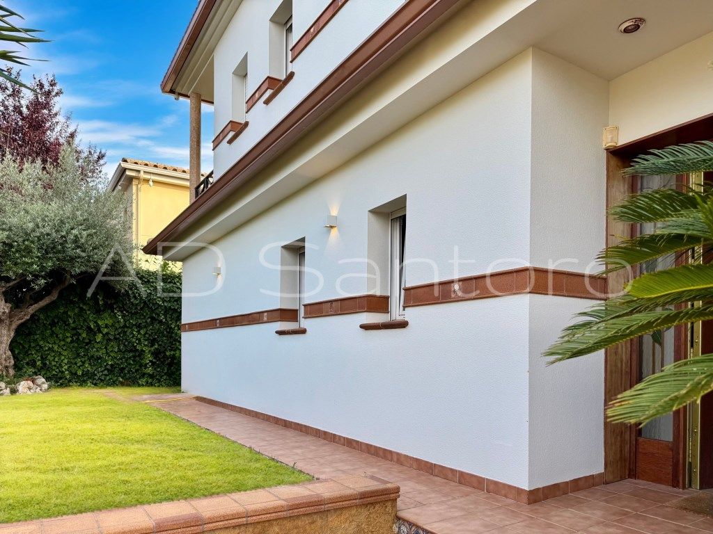 House or chalet for sale in Mas d'En Serra - Els Cards, Sant Pere de Ribes
