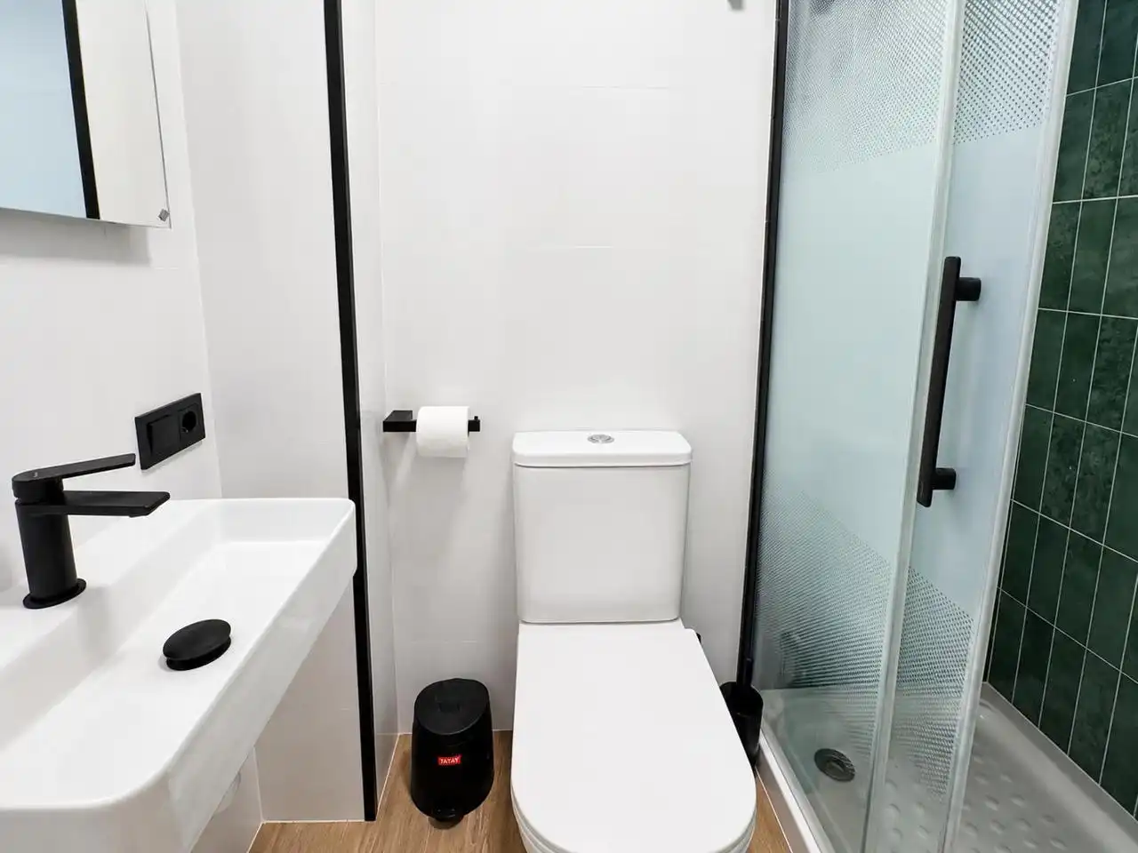 Badezimmer von Wohnung zur Miete in Valladolid mit Klimaanlage und Möbliert