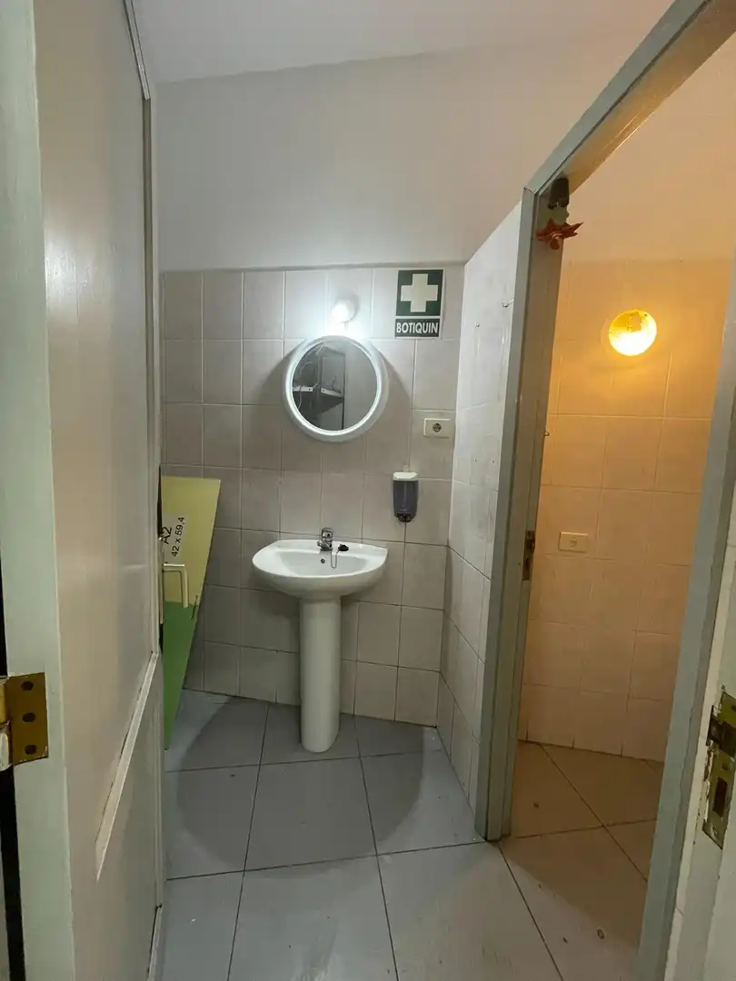 Baño de Local de alquiler en Las Palmas de Gran Canaria