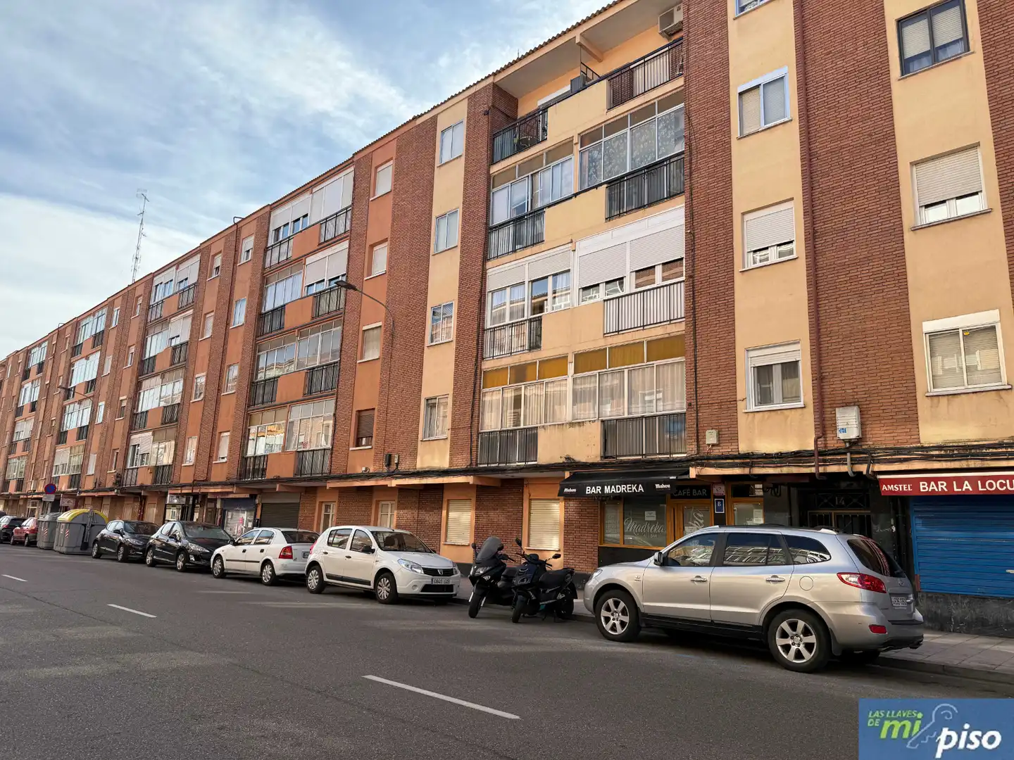Vista exterior de Pis en venda en Valladolid amb Calefacció, Parquet i Forn