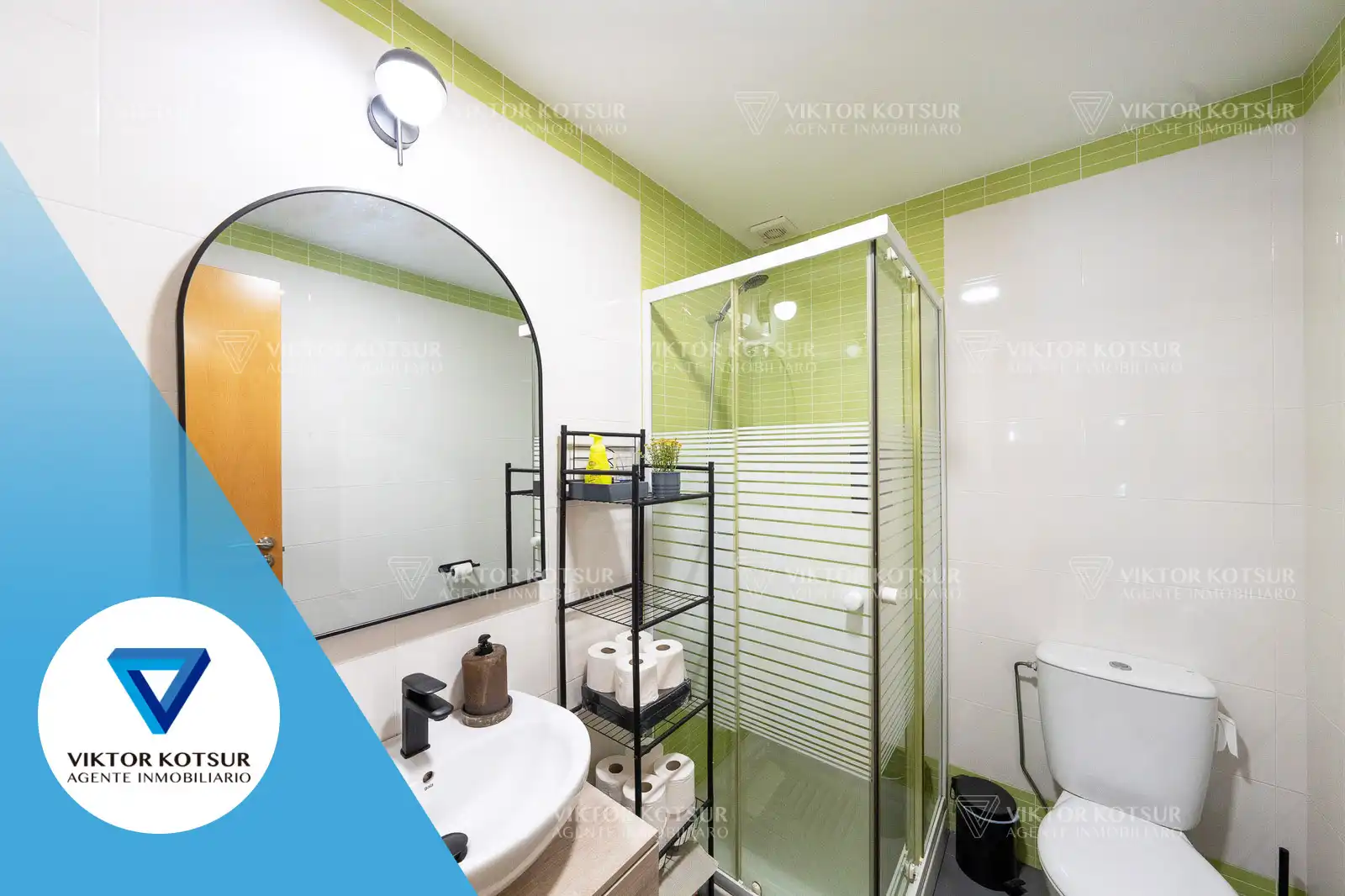 Bathroom of Flat for sale in Roquetas de Mar  with Air Conditioner, Terrace and Internet