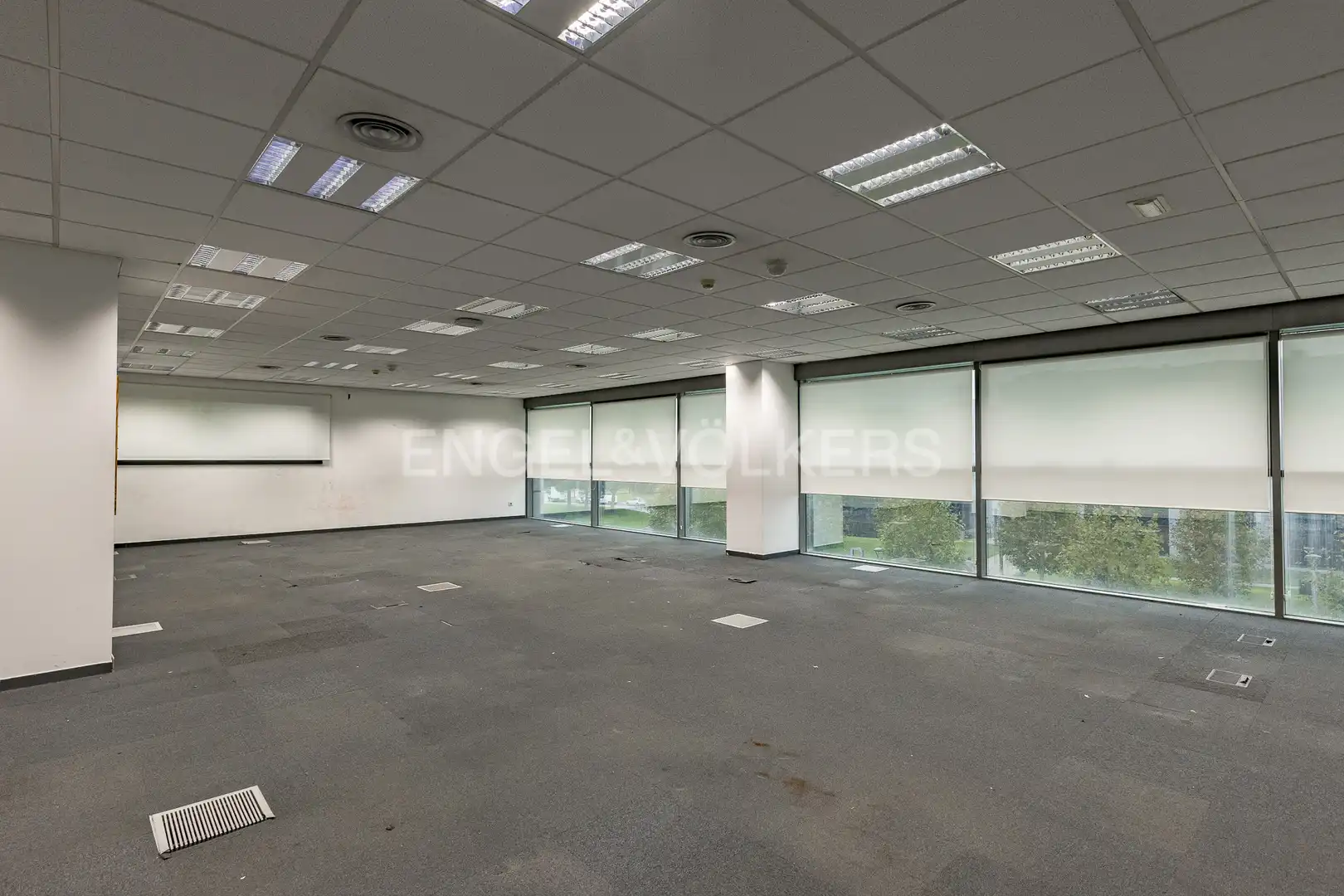 Office space with lift to rent in Zona Industrial, imagen 34