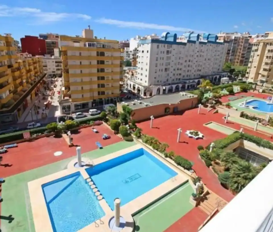 Außenansicht von Wohnungen zum Verkauf in Calpe / Calp mit Klimaanlage, Terrasse und Möbliert