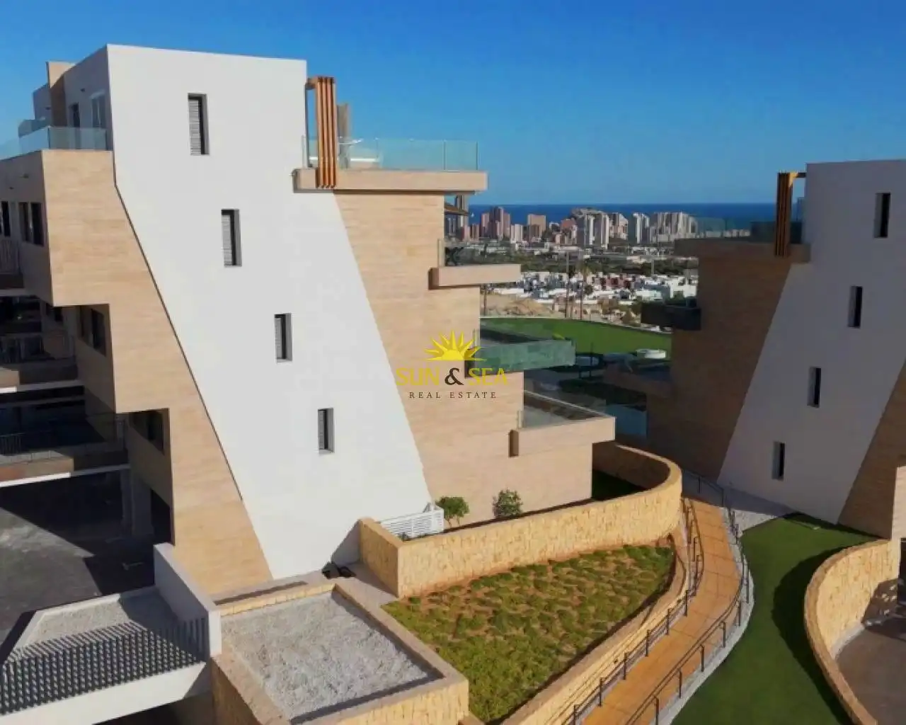 Vista exterior de Planta baja de alquiler en Finestrat con Aire acondicionado, Calefacción y Terraza