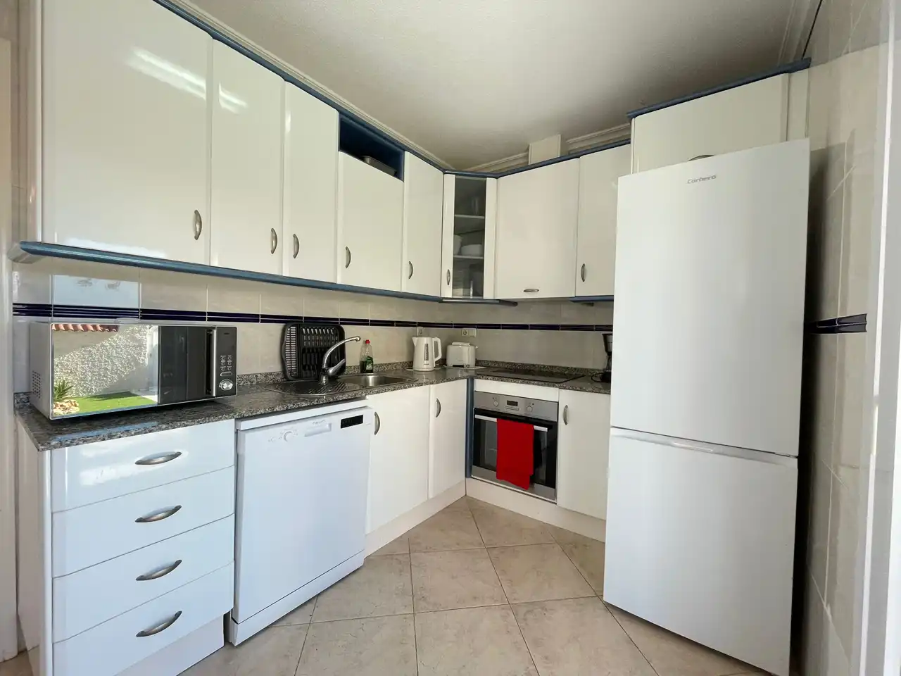 Cocina de Casa o chalet en venta en La Manga del Mar Menor con Aire acondicionado, Calefacción y Jardín privado