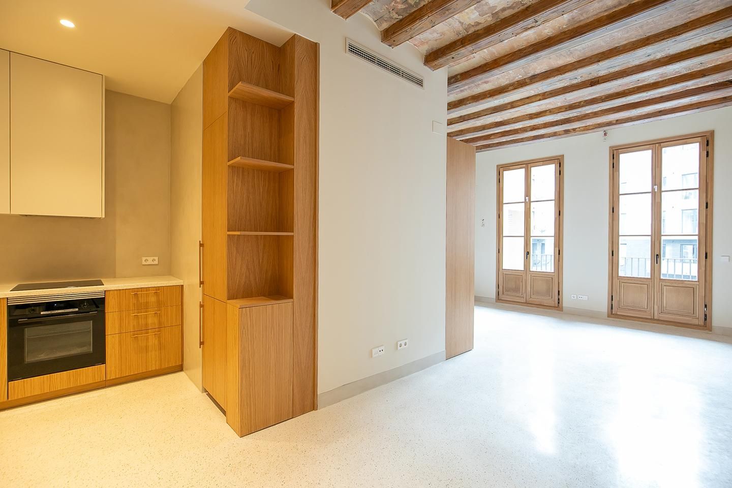 Study for sale in  Barcelona Capital  with Air Conditioner, Heating and Balcony