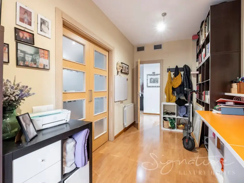 Ground floor for sale in Sant Cugat del Vallès  with Air Conditioner, Private garden and Terrace