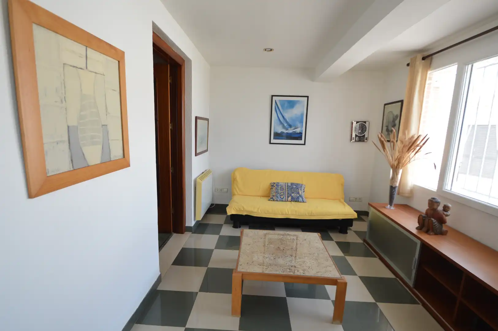 Sala d'estar de Casa o xalet en venda en Vinaròs amb Aire condicionat, Calefacció i Jardí privat