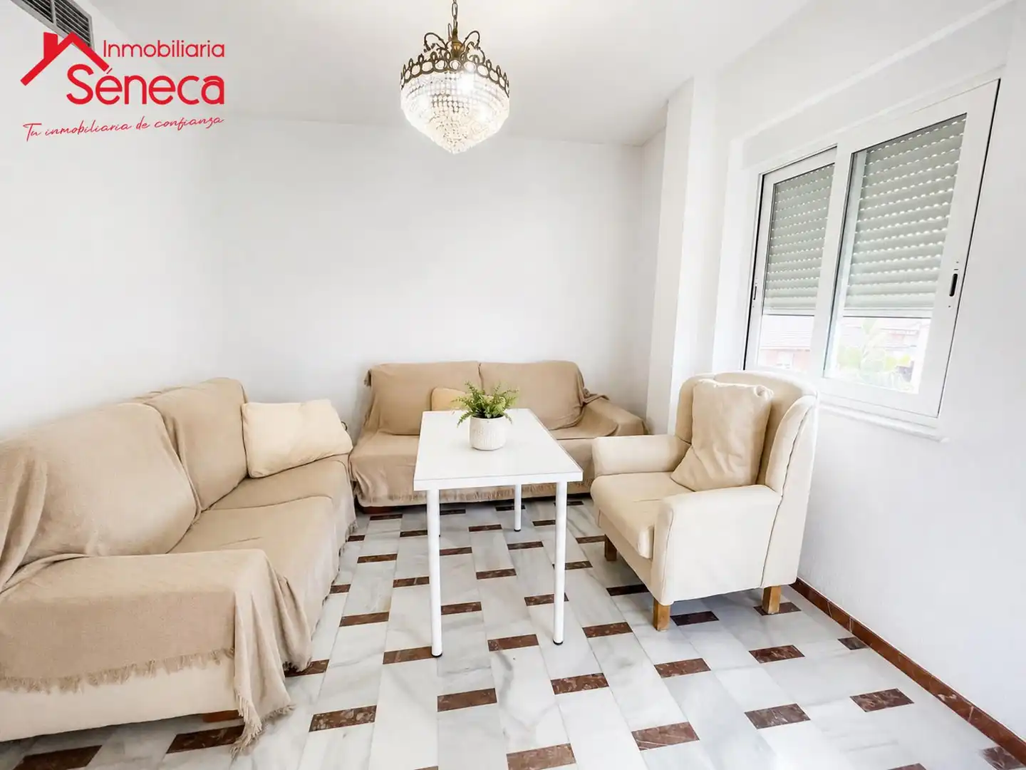 Sala de estar de Piso de alquiler en Córdoba con Aire acondicionado, Terraza y Amueblado