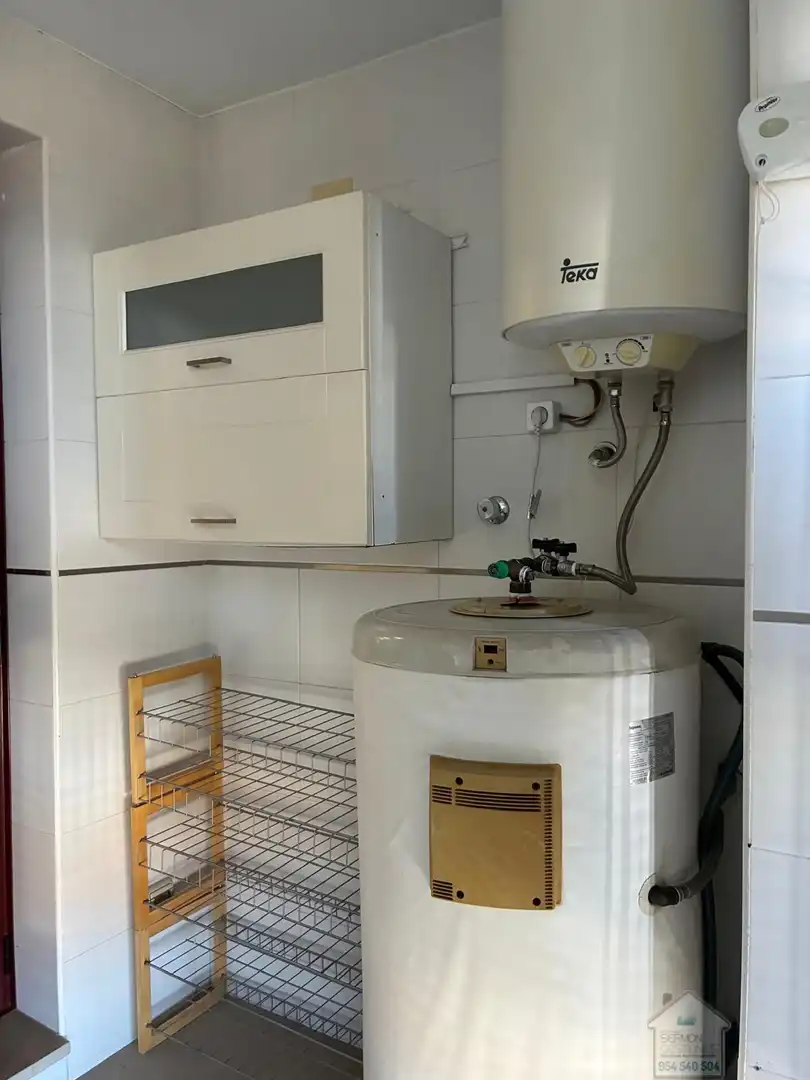 Cocina de Piso en venta en Sevilla con Aire acondicionado, Calefacción y Trastero
