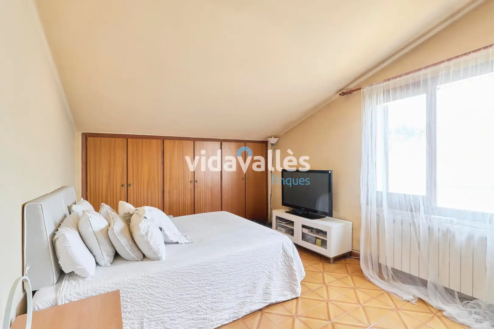 Dormitori de Casa o xalet en venda en Cardedeu amb Calefacció, Jardí privat i Terrassa