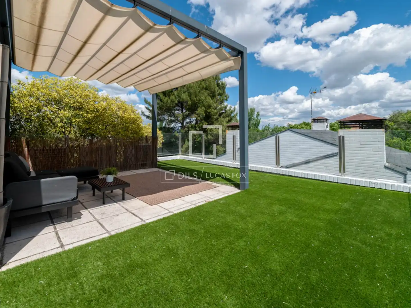 Terrassa de Casa o xalet en venda en La Moraleja amb Aire condicionat, Calefacció i Jardí privat