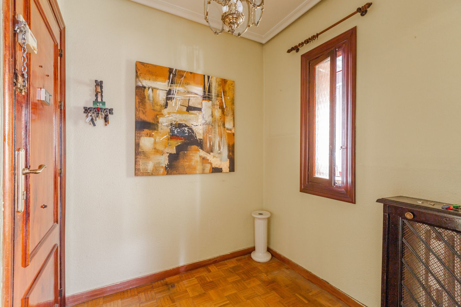 Piso en venta en  Pamplona / Iruña con Calefacción, Parquet y Trastero