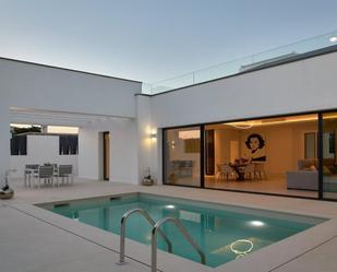 Swimming pool of House or chalet to rent in Marbella  with Air Conditioner, Private garden and Terrace