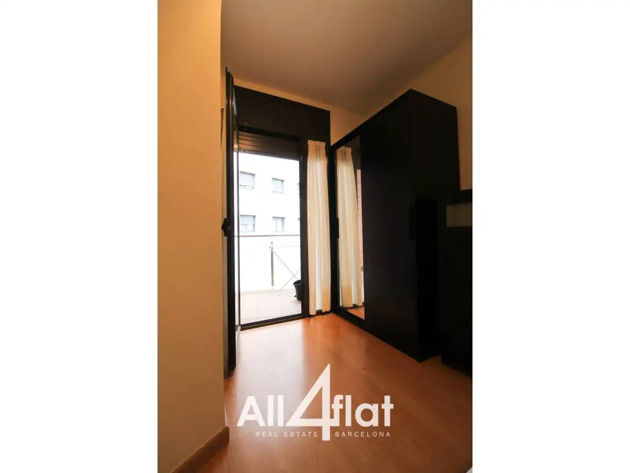 Habitación de Piso de alquiler en Barcelona con Parquet, Terraza y Amueblado