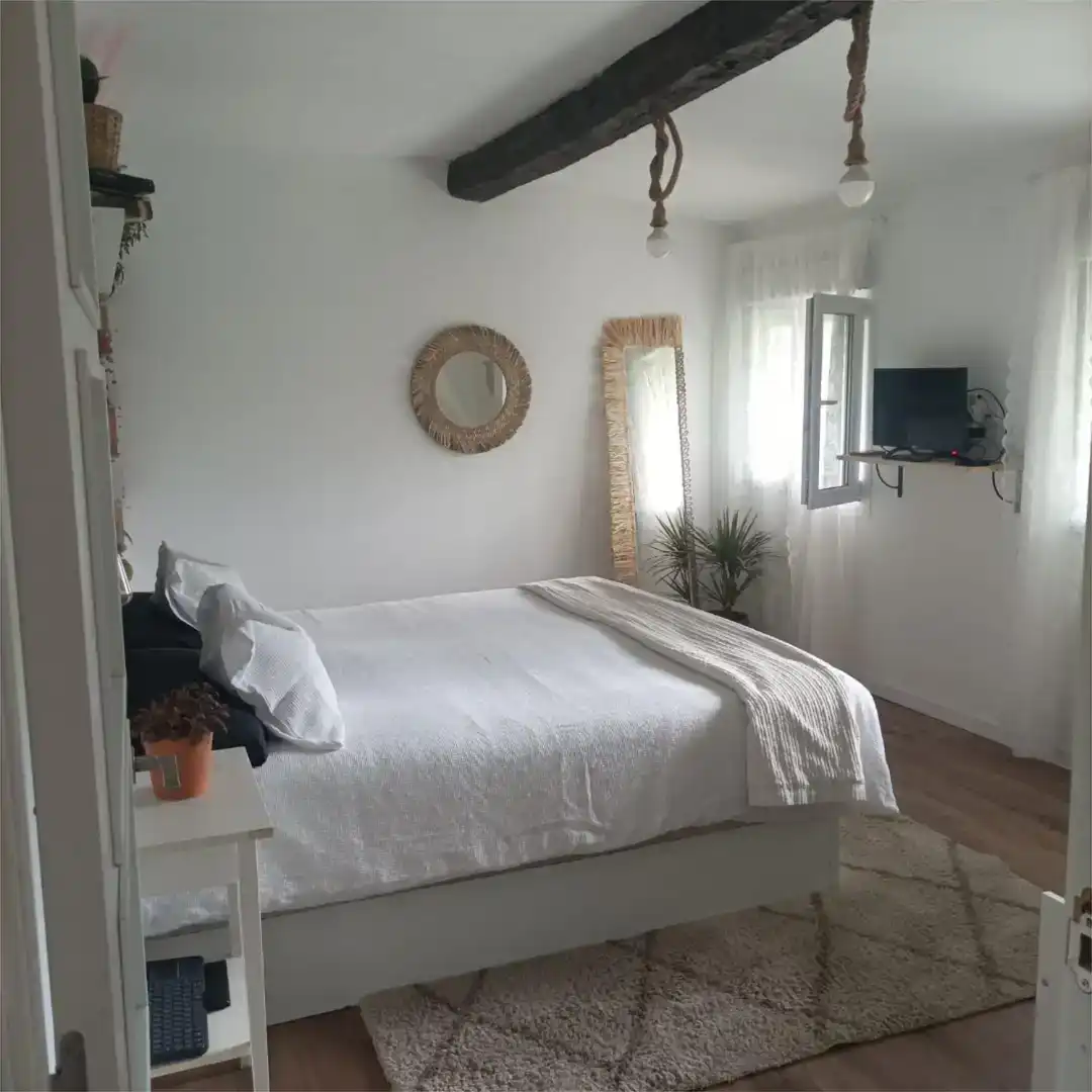 Dormitori de Finca rústica en venda en Larrabetzu amb Jardí privat, Forn i Rentadora