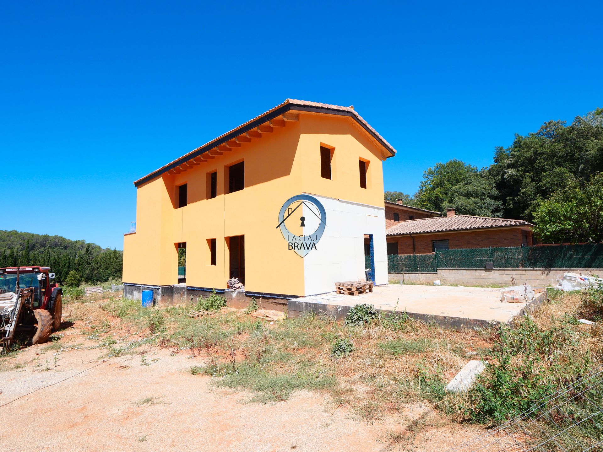 Vista exterior de Casa o xalet en venda en Serinyà amb Jardí privat, Terrassa i Balcó