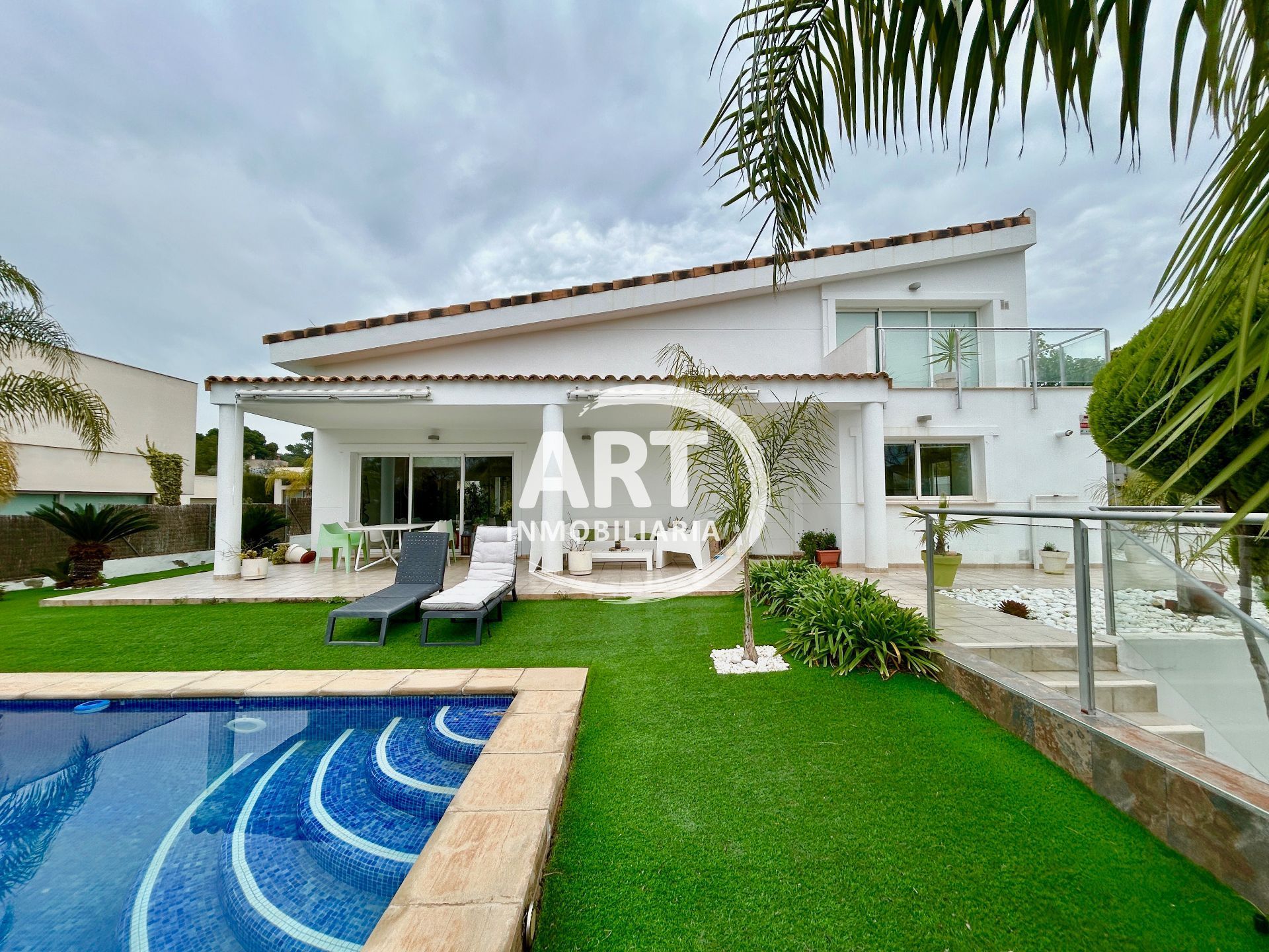 Exterior view of House or chalet for sale in Bétera  with Air Conditioner, Heating and Private garden