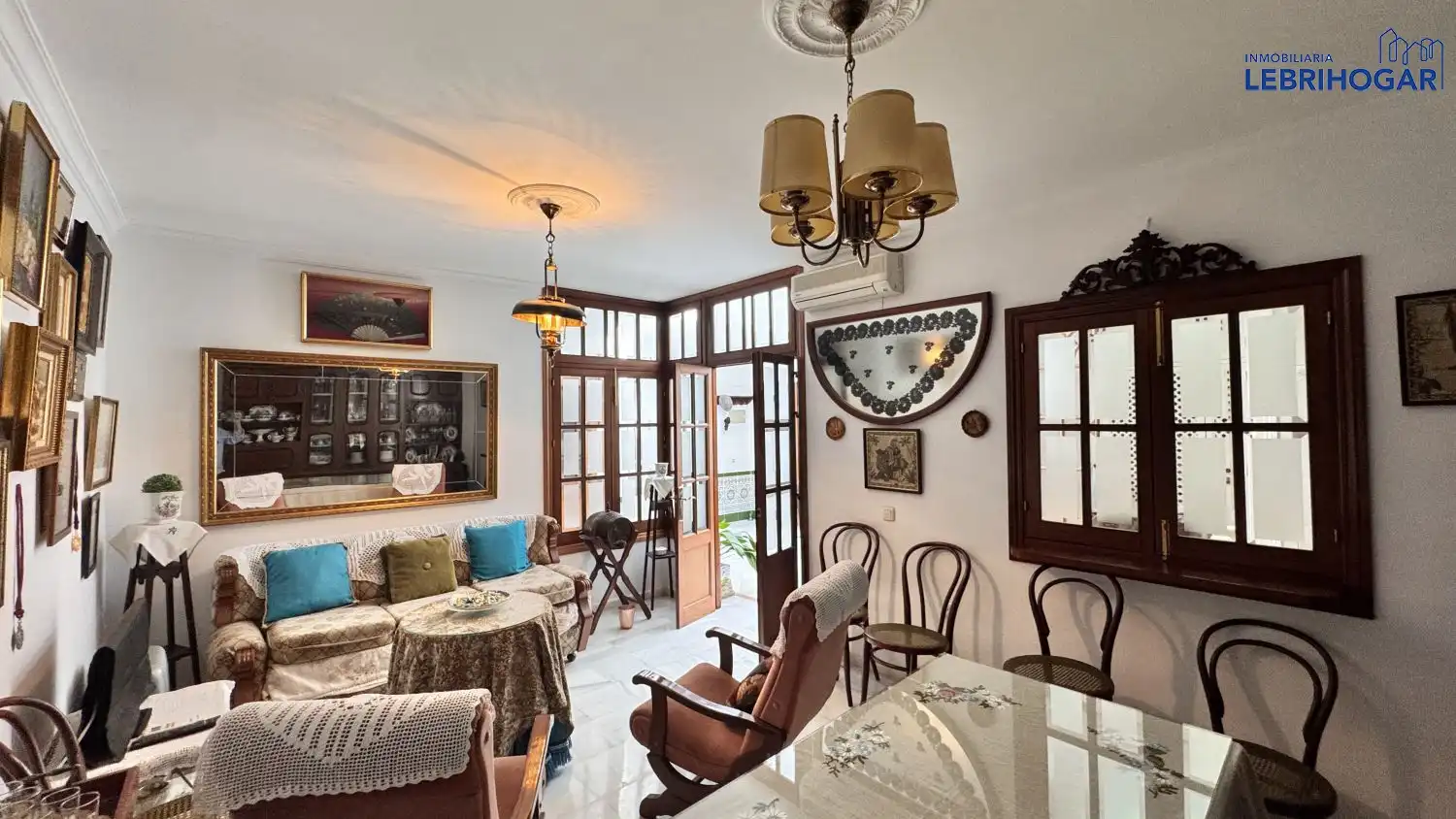 Comedor de Casa o chalet en venta en Lebrija con Calefacción, Trastero y Balcón